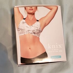 NWT Knix V neck Evolution Bra